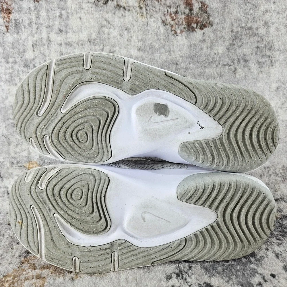 Nike Legend Essential 3 Next Nature Training Shoes Womens 9 White DM1119-100